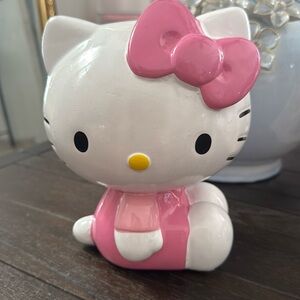 Hello Kitty piggy bank